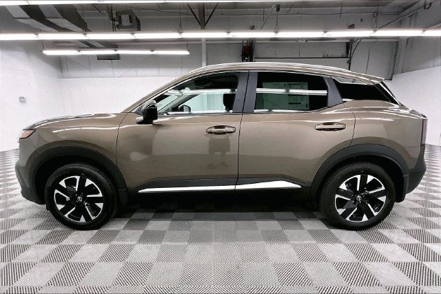 2027 Nissan Kicks SV AWD - Premium Package