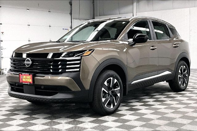 2027 Nissan Kicks SV AWD - Premium Package