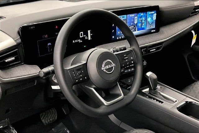 2027 Nissan Kicks SV AWD - Premium Package