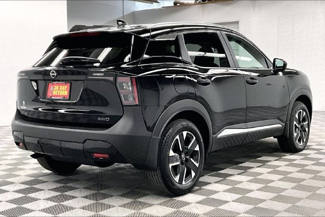 2027 Nissan Kicks SV AWD - Premium Package