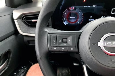 2027 Nissan Kicks SV AWD - Premium Package