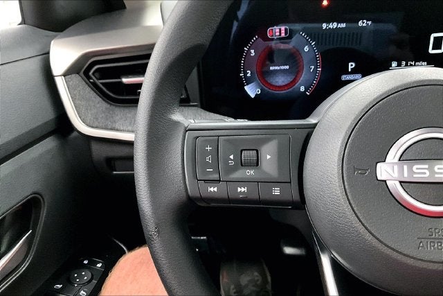 2027 Nissan Kicks SV AWD - Premium Package