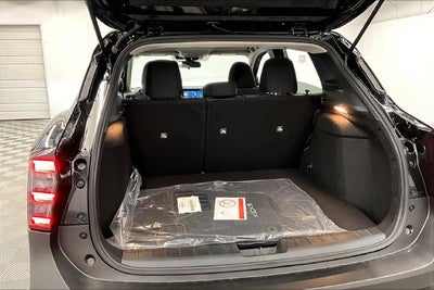 2027 Nissan Kicks SV AWD - Premium Package