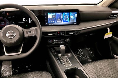 2027 Nissan Kicks SV AWD - Premium Package
