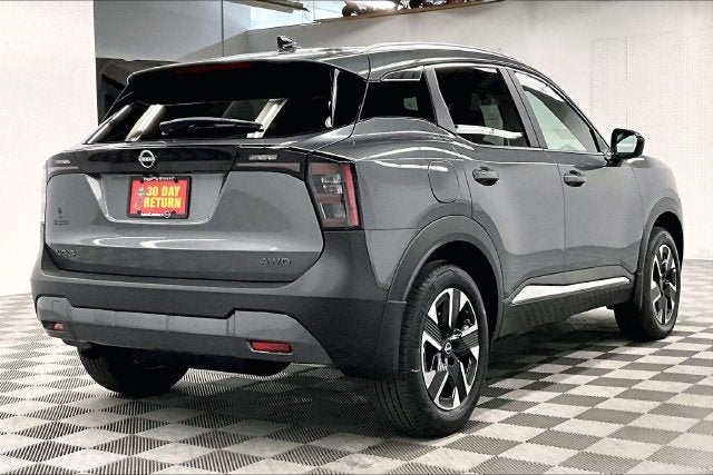 2027 Nissan Kicks SV AWD - Premium Package
