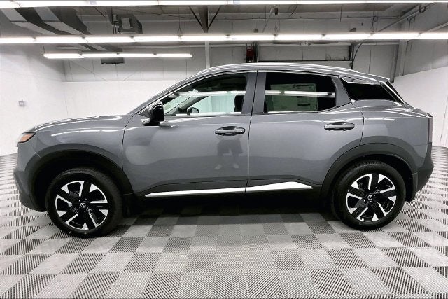 2027 Nissan Kicks SV AWD - Premium Package
