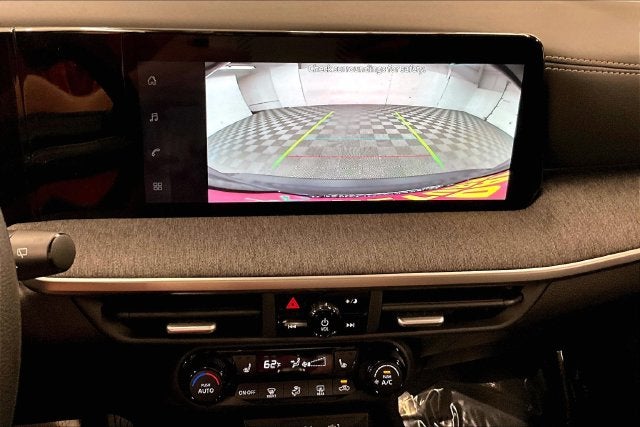2027 Nissan Kicks SV AWD - Premium Package