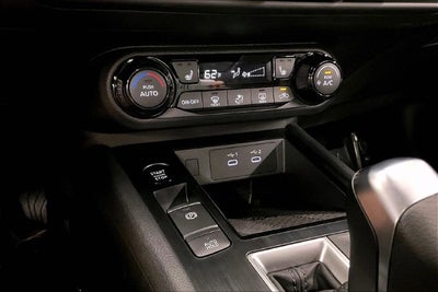 2027 Nissan Kicks SV AWD - Premium Package
