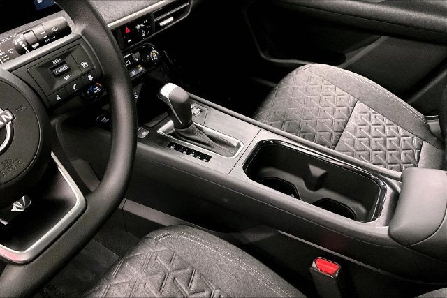 2027 Nissan Kicks SV AWD - Premium Package