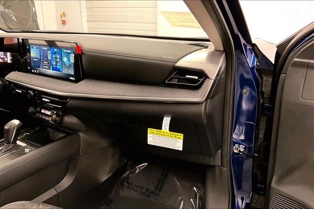 2026 Nissan Kicks SV AWD - Cold Weather and Electronics Packages