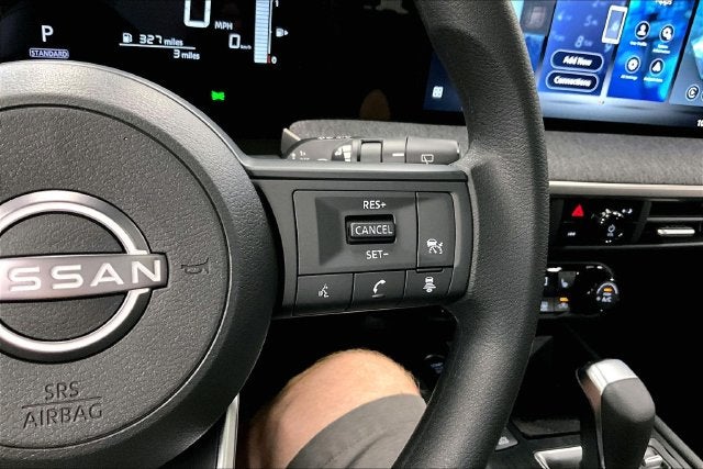 2027 Nissan Kicks SV AWD - Premium Package