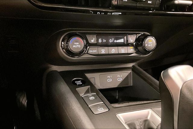 2026 Nissan Kicks SV AWD - Cold Weather Package