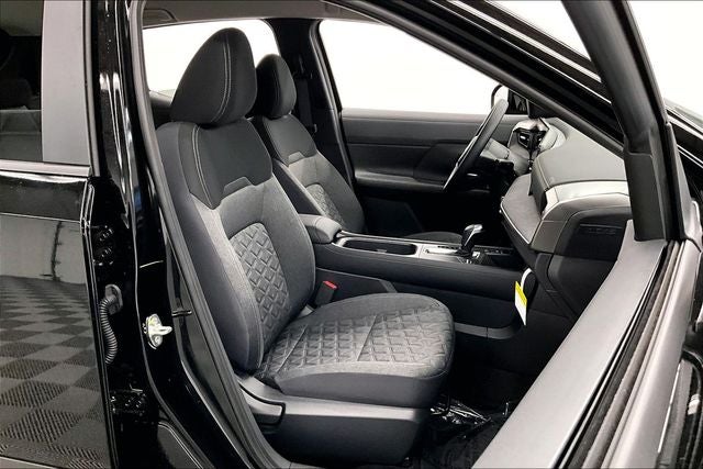 2026 Nissan Kicks SV AWD - Cold Weather Package