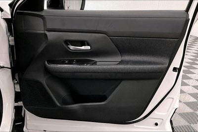 2026 Nissan Kicks SV AWD - Cold Weather and Electronics Packages
