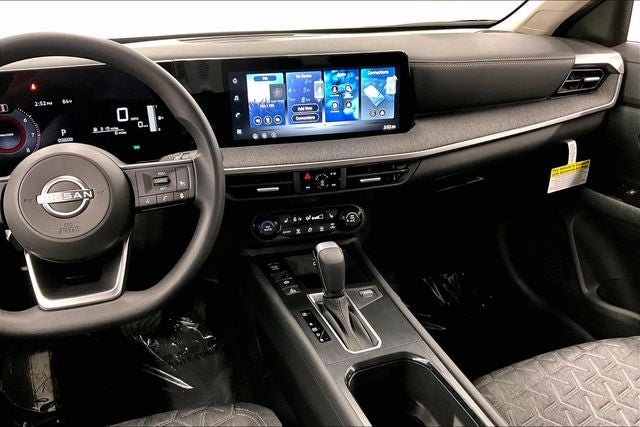 2027 Nissan Kicks AWD - Premium Package