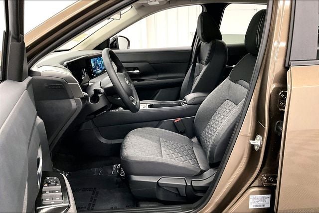 2027 Nissan Kicks AWD - Premium Package