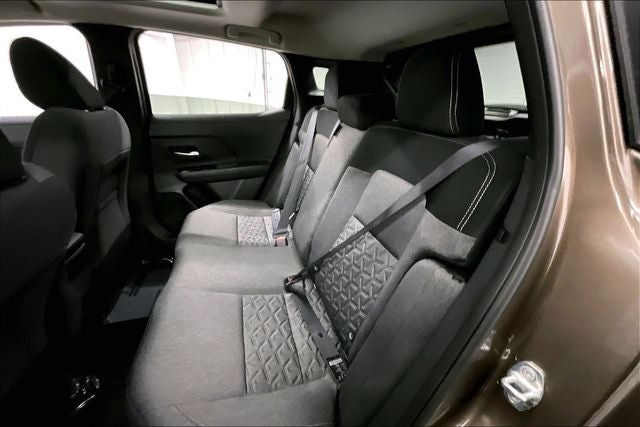 2027 Nissan Kicks AWD - Premium Package