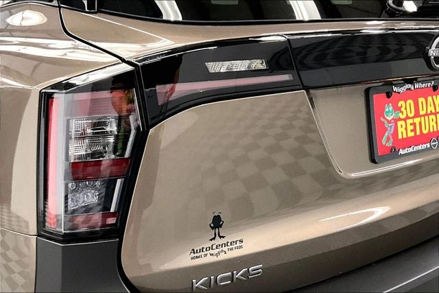 2027 Nissan Kicks AWD - Premium Package