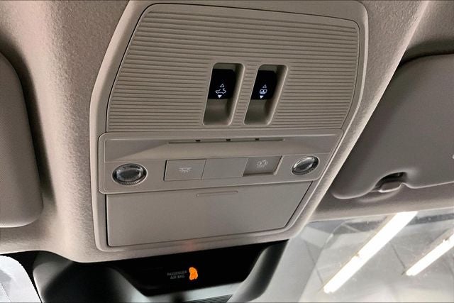 2027 Nissan Kicks AWD - Premium Package
