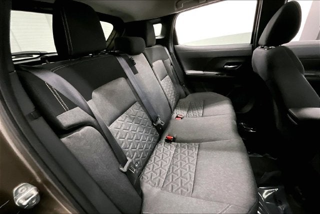 2027 Nissan Kicks SV AWD - Premium Package