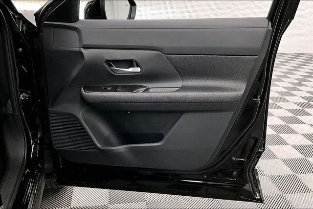 2026 Nissan Kicks SV - Electronics Package
