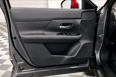 2026 Nissan Kicks SV - Premium, Cold Weather, Electronics Pkgs