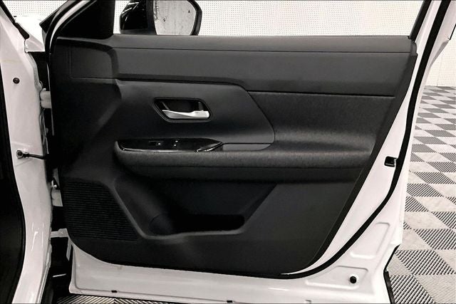 2026 Nissan Kicks SV - Premium, Cold Weather, Electronics Pkgs