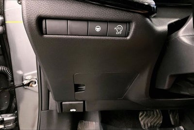 2026 Nissan Kicks SR - Cold Weather Package