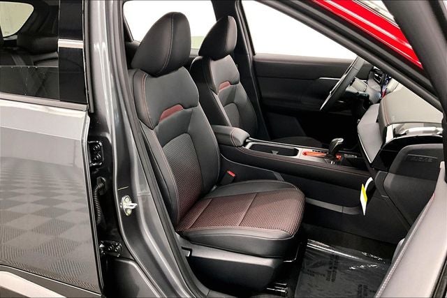 2026 Nissan Kicks SR - Cold Weather Package