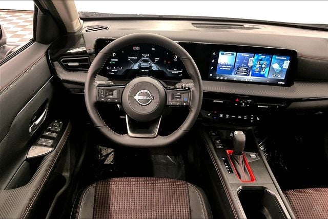 2026 Nissan Kicks SR - Cold Weather Package