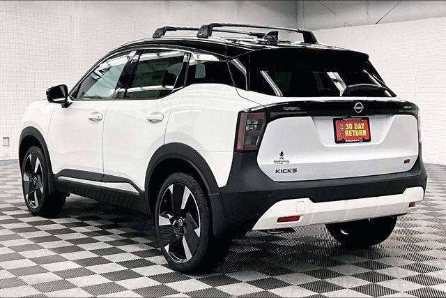2026 Nissan Kicks SR - Cold Weather Package