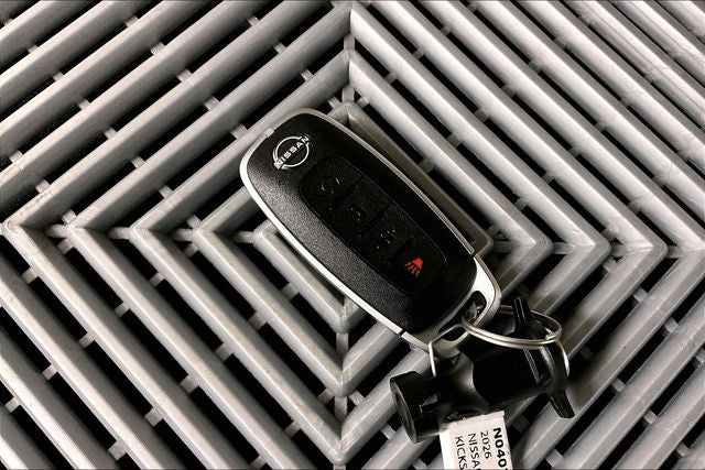 2026 Nissan Kicks SR - Cold Weather Package