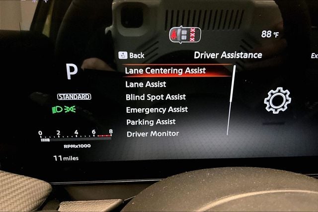 2026 Nissan Kicks SR - Cold Weather Package