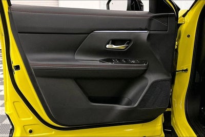 2026 Nissan Kicks SR - Cold Weather Package