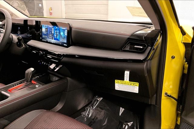 2026 Nissan Kicks SR - Cold Weather Package