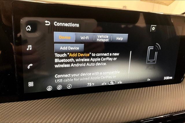 2026 Nissan Kicks SR - Cold Weather Package