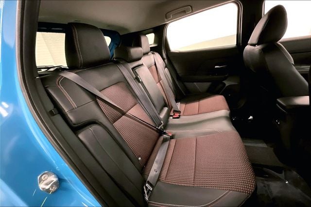 2026 Nissan Kicks SR - Cold Weather Package