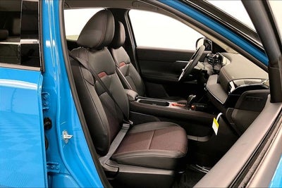 2026 Nissan Kicks SR - Cold Weather Package