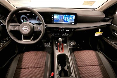 2026 Nissan Kicks SR - Cold Weather Package