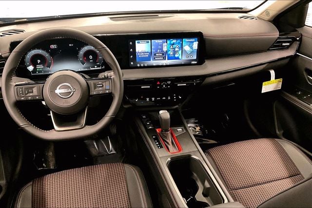 2026 Nissan Kicks SR - Cold Weather Package