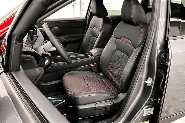 2026 Nissan Kicks SR AWD