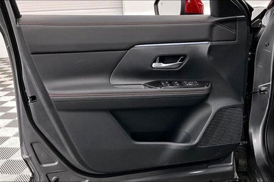 2026 Nissan Kicks SR AWD