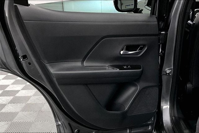 2026 Nissan Kicks SR AWD