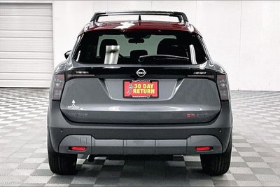 2026 Nissan Kicks SR AWD
