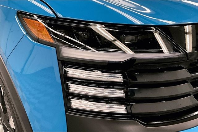 2025 Nissan Kicks SR AWD - Illumination and Electronics Pkgs