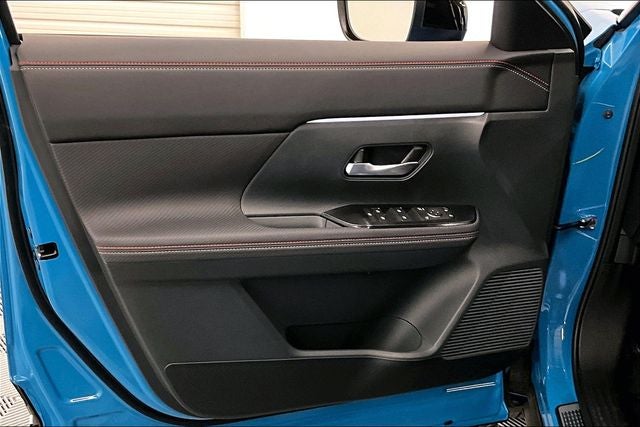 2025 Nissan Kicks SR AWD - Illumination and Electronics Pkgs