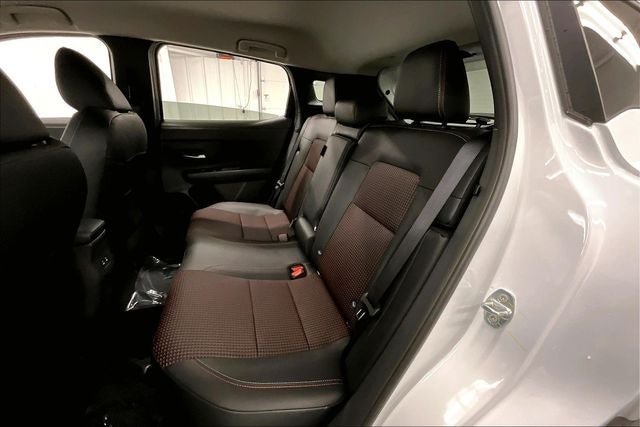 2026 Nissan Kicks SR AWD