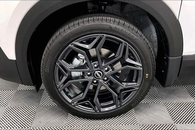 2026 Nissan Kicks SR AWD