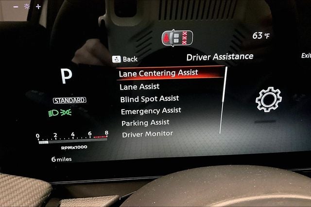 2026 Nissan Kicks SR AWD