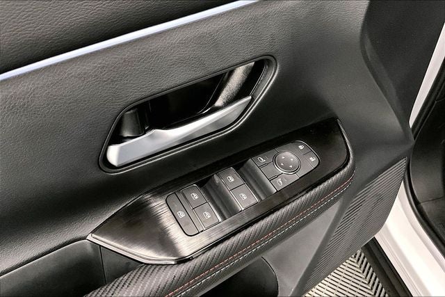 2026 Nissan Kicks SR AWD